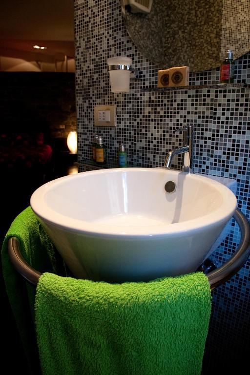 Face To Face House Bed & Breakfast Roma Dış mekan fotoğraf